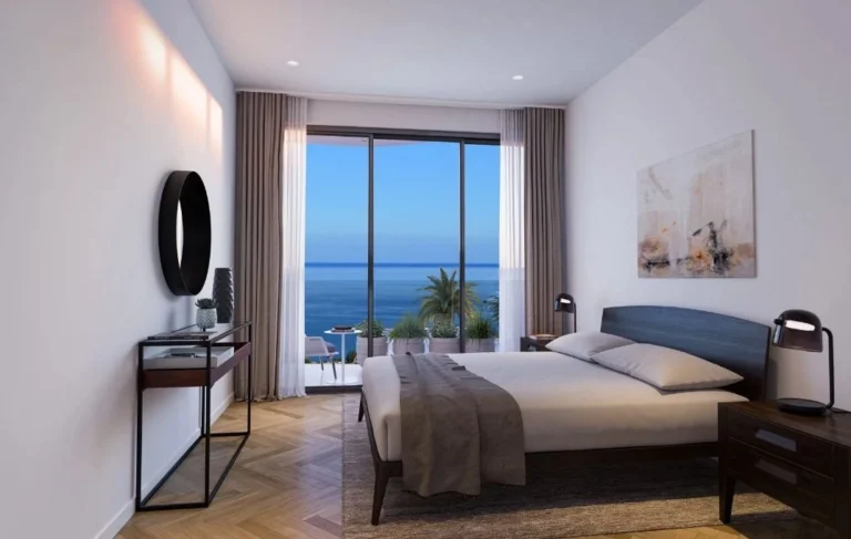 5 Bedroom House for Sale in Kissonerga, Paphos District