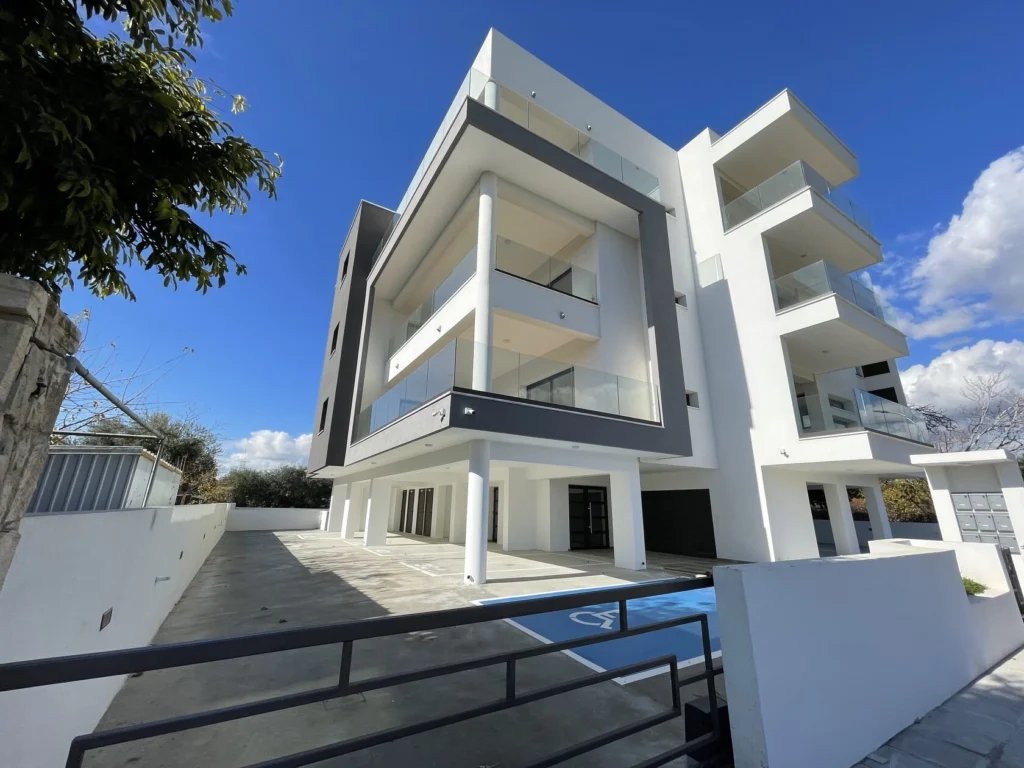 3 Bedroom Apartment for Sale in Potamos Germasogeias, Limassol District