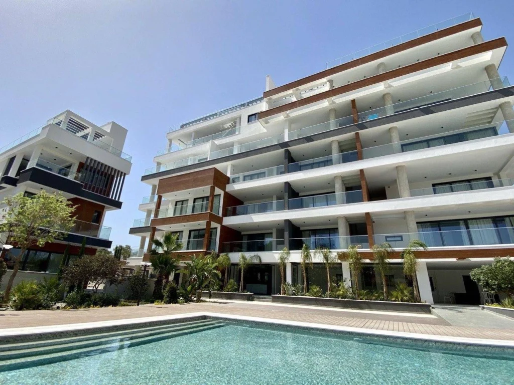 1 Bedroom Apartment for Sale in Germasogeia, Limassol District