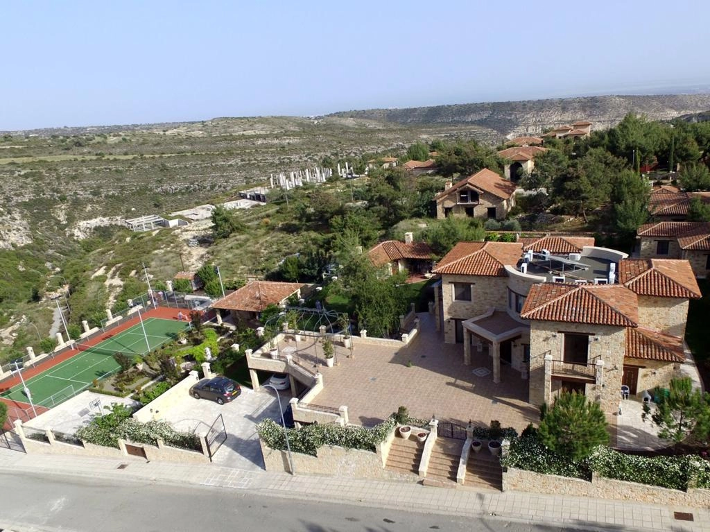 4 Bedroom House for Sale in Souni, Limassol District