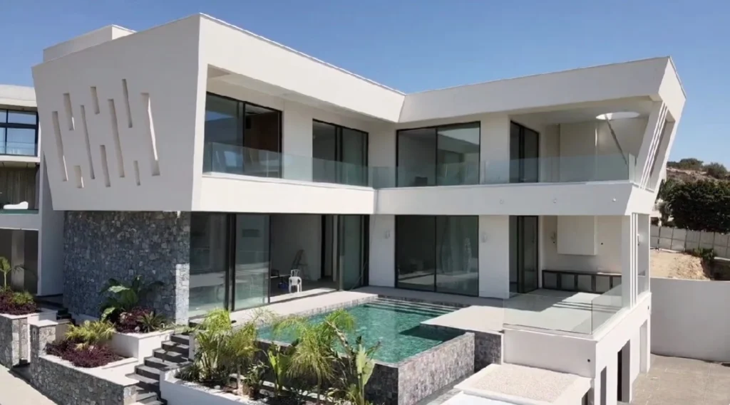 6+ Bedroom House for Sale in Germasogeia, Limassol District