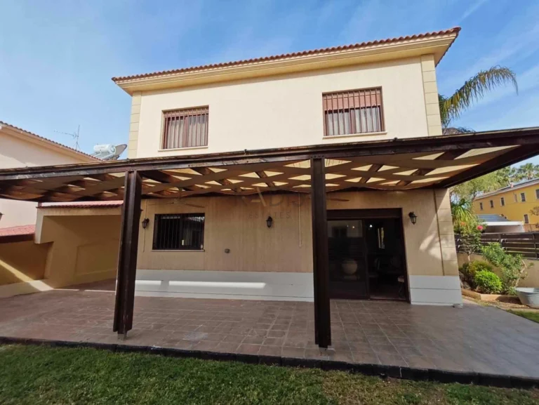 5 Bedroom House for Sale in Limassol – Ekali