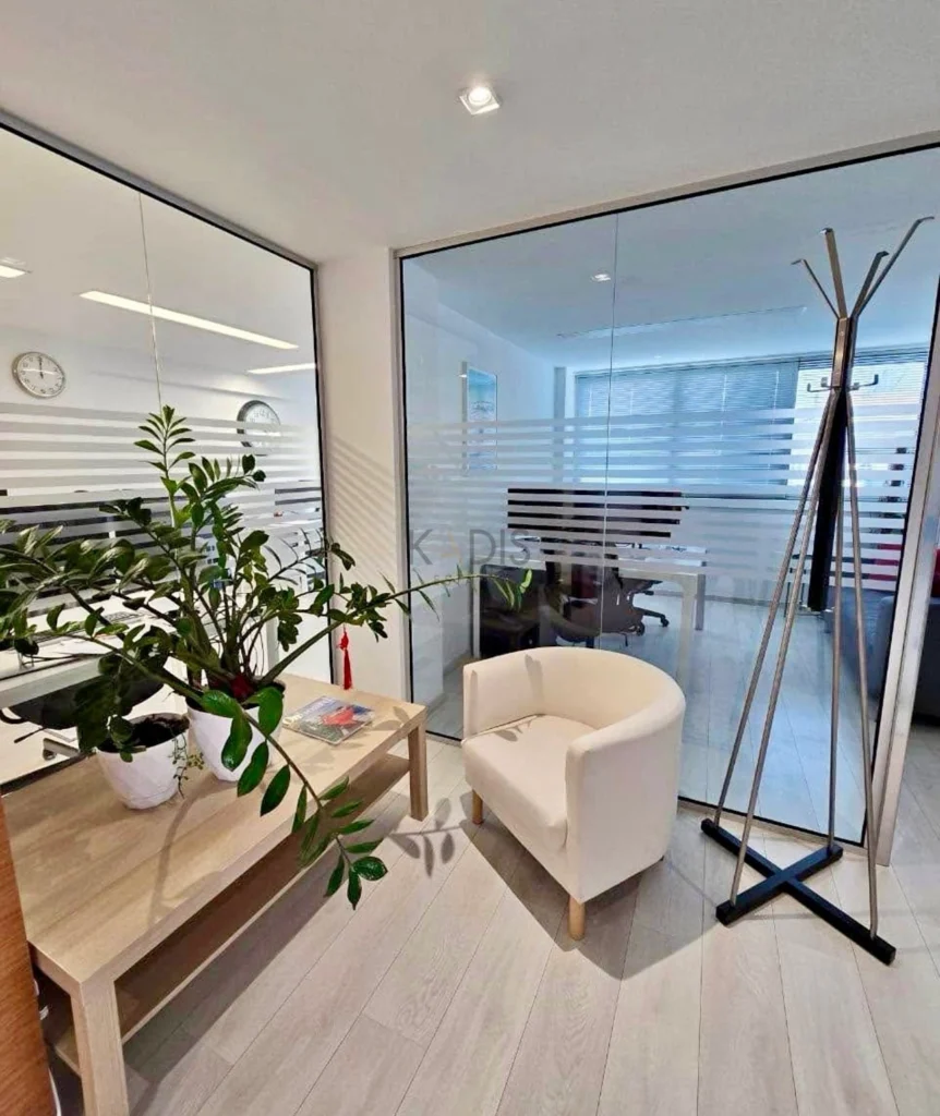 Γραφείο 138m² προς ενοικίαση στην Επαρχία Λεμεσού