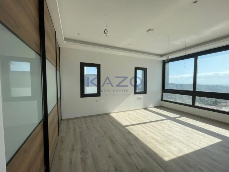 450m² House for Sale in Parekklisia, Limassol District