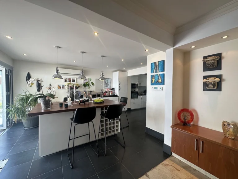 4 Bedroom House for Sale in Agios Tychonas, Limassol District