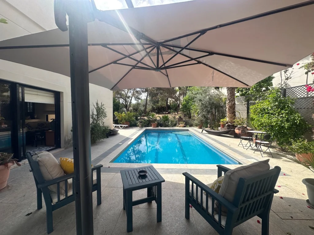 4 Bedroom House for Sale in Agios Tychonas, Limassol District