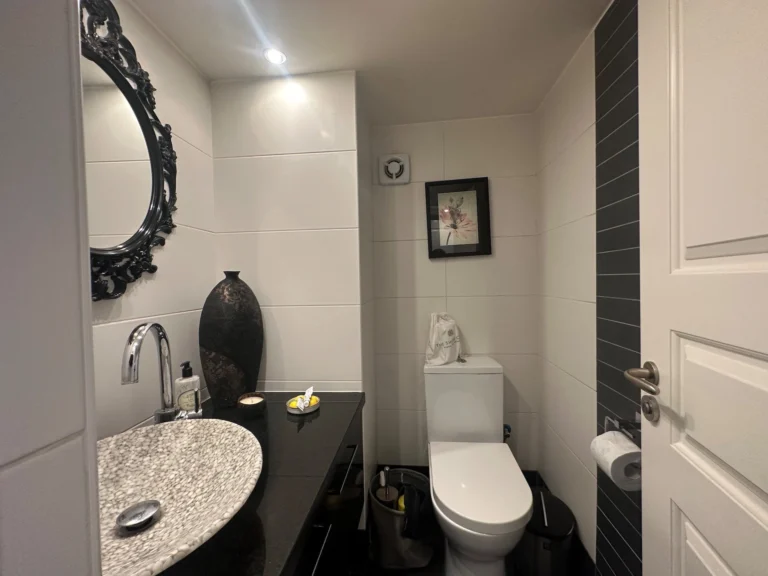 4 Bedroom House for Sale in Agios Tychonas, Limassol District