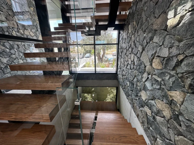 5 Bedroom House for Sale in Limassol – Agios Athanasios