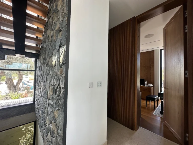 5 Bedroom House for Sale in Limassol – Agios Athanasios