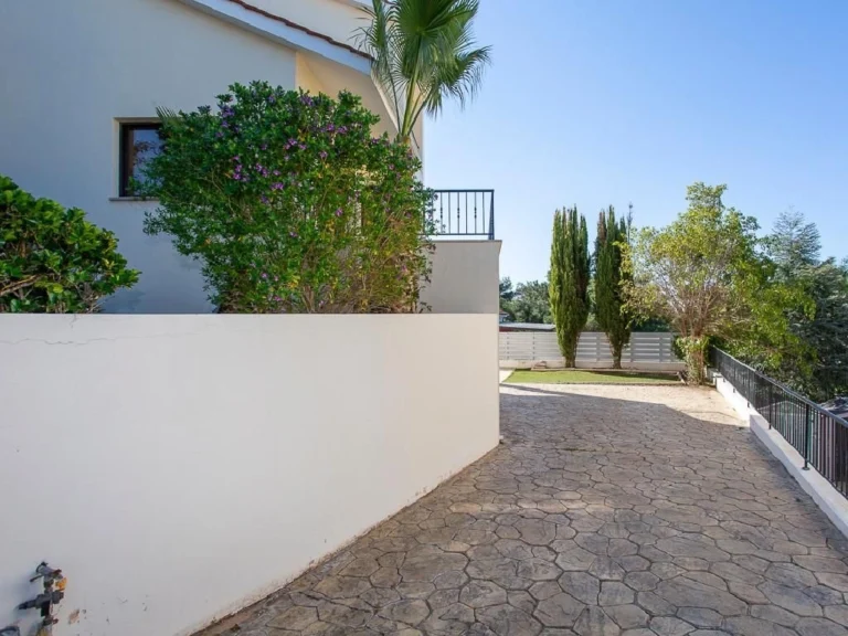 3 Bedroom House for Sale in Pissouri, Limassol District