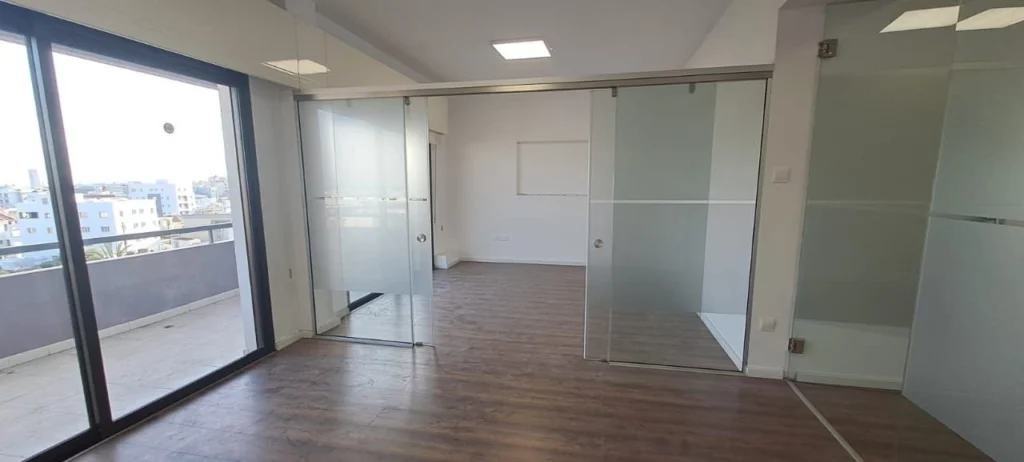 160m² Office for Rent in Limassol – Mesa Geitonia