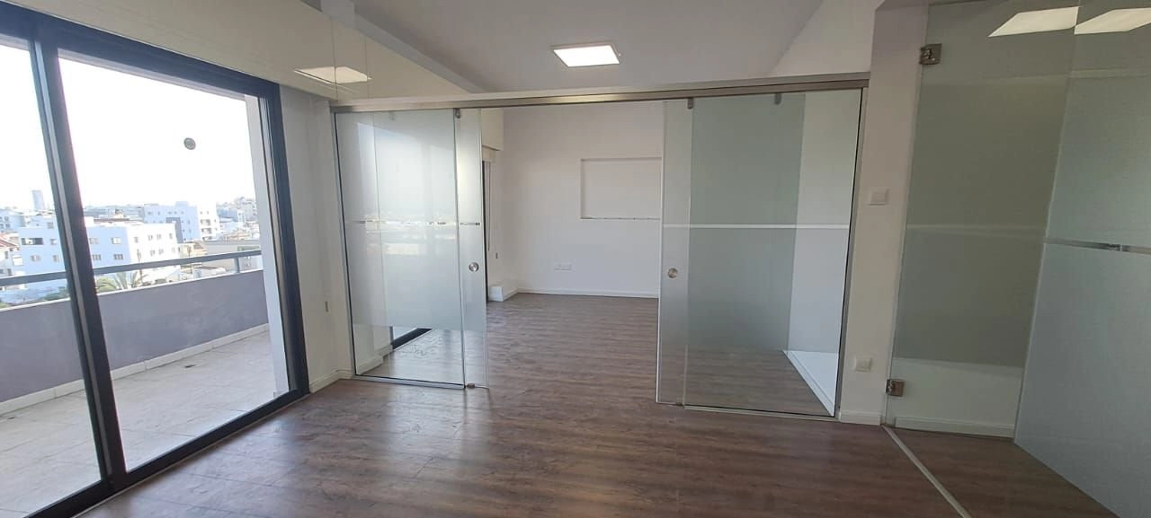 160m² Office for Rent in Limassol – Mesa Geitonia