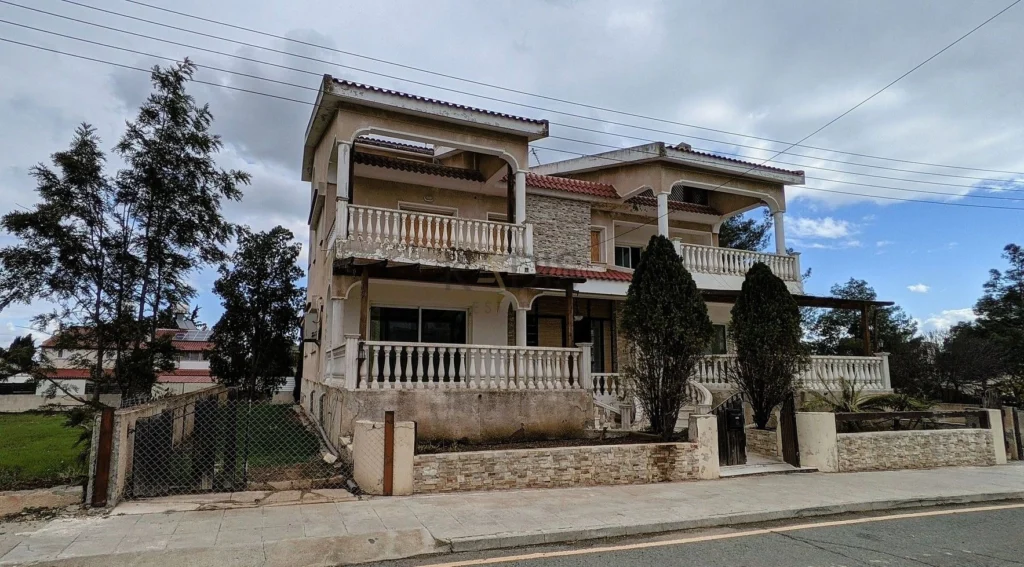 462m² House for Sale in Pano Deftera, Nicosia District