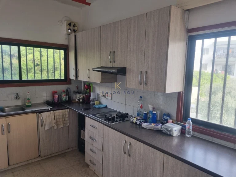 221m² Commercial for Sale in Livadia Larnakas, Larnaca District
