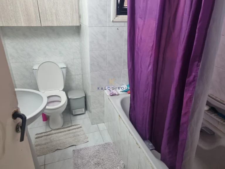 221m² Commercial for Sale in Livadia Larnakas, Larnaca District