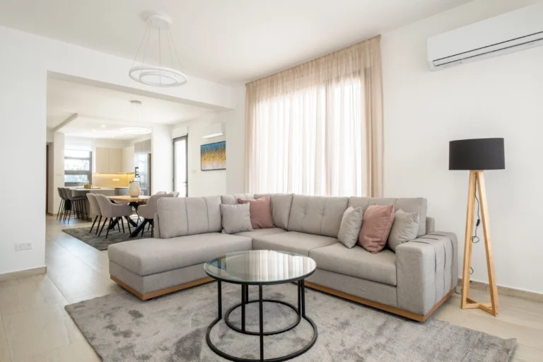 4 Bedroom House for Sale in Livadia Larnakas, Larnaca District