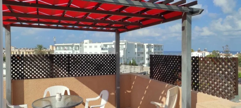 3 Bedroom House for Sale in Tombs Of the Kings, Paphos District