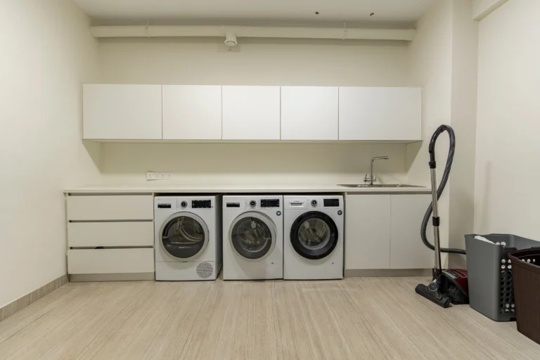 6+ Bedroom House for Sale in Germasogeia, Limassol District