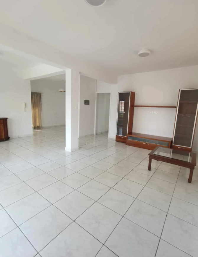 4 Bedroom Apartment for Rent in Limassol – Mesa Geitonia