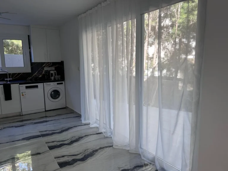 4 Bedroom House for Rent in Parekklisia, Limassol District