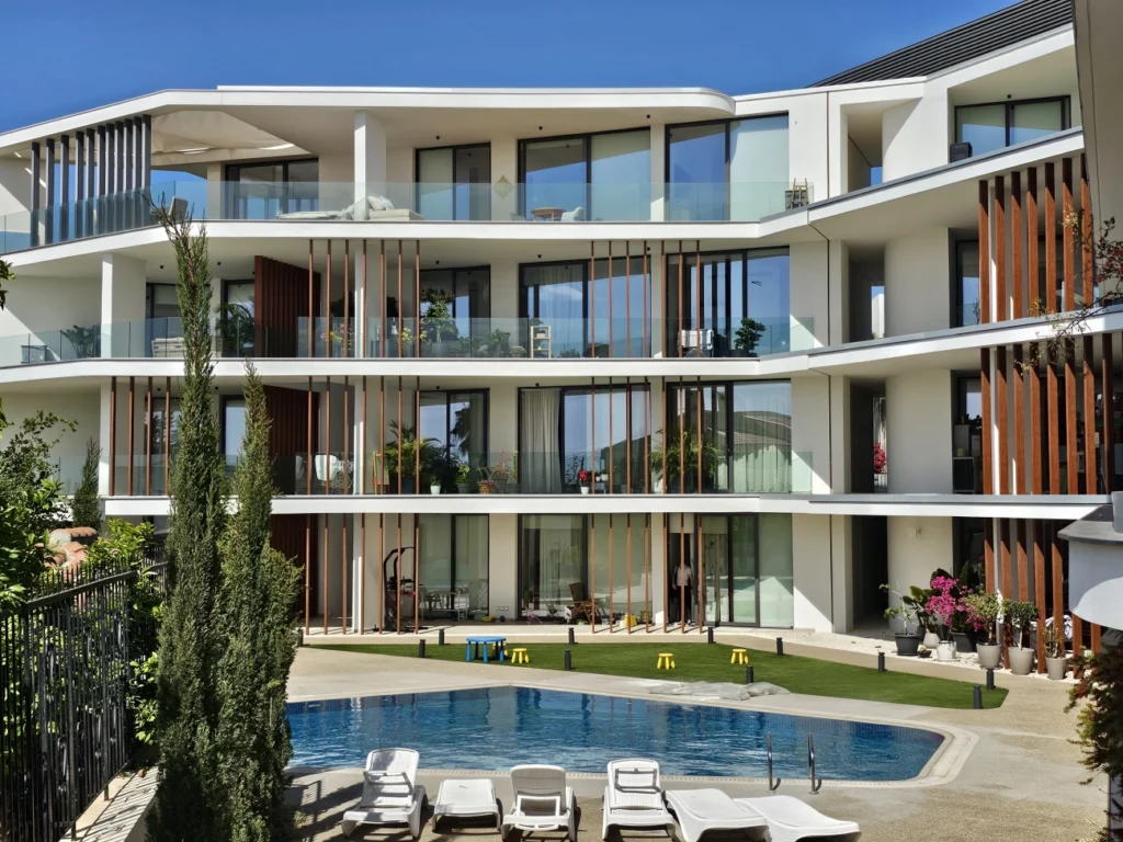 3 Bedroom Apartment for Sale in Germasogeia, Limassol District