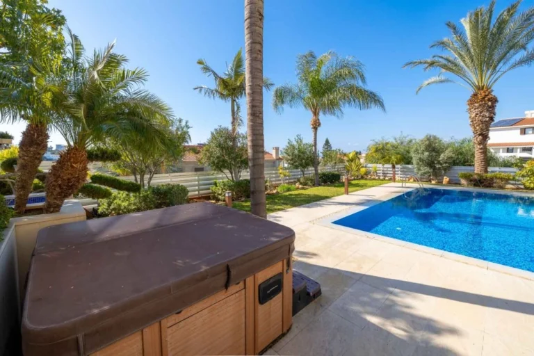 5 Bedroom House for Sale in Germasogeia, Limassol District