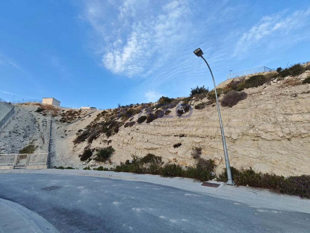 987m² Plot for Sale in Agios Tychonas, Limassol District