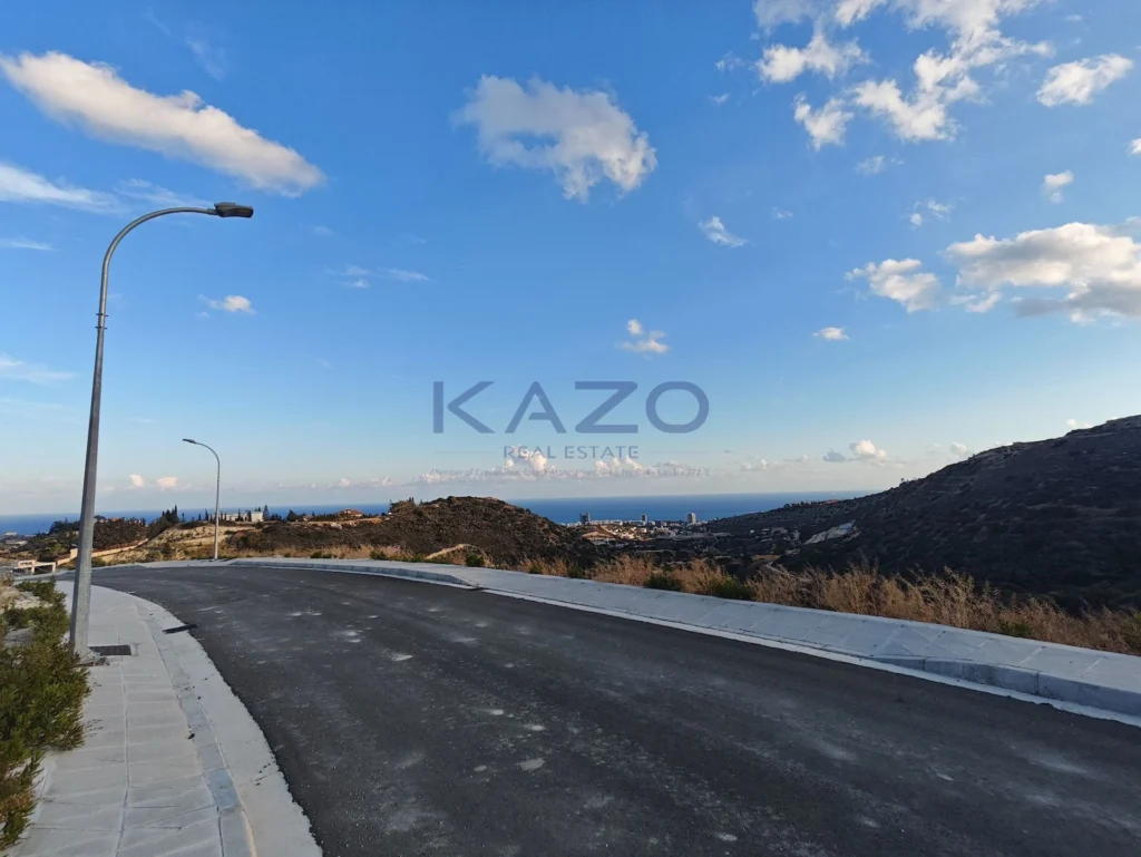 1,037m² Plot for Sale in Agios Tychonas, Limassol District