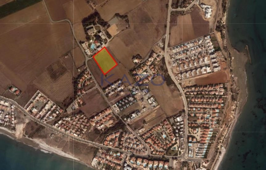 7,025m² Plot for Sale in Larnaca District
