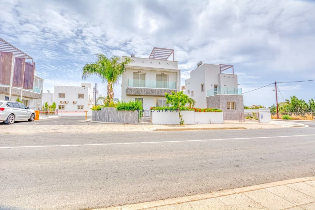 3 Bedroom House for Sale in Famagusta – Agia Napa