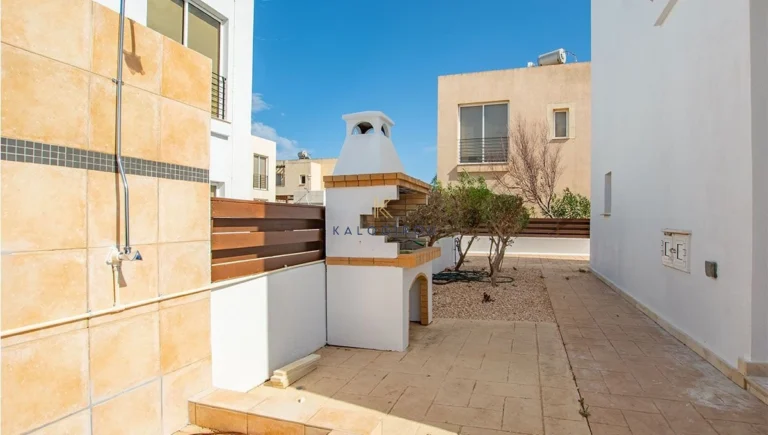 2 Bedroom House for Sale in Agia Triada, Famagusta District