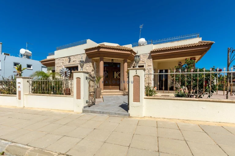 Cheap Houses and Villas for Sale Famagusta up to 500000 euro