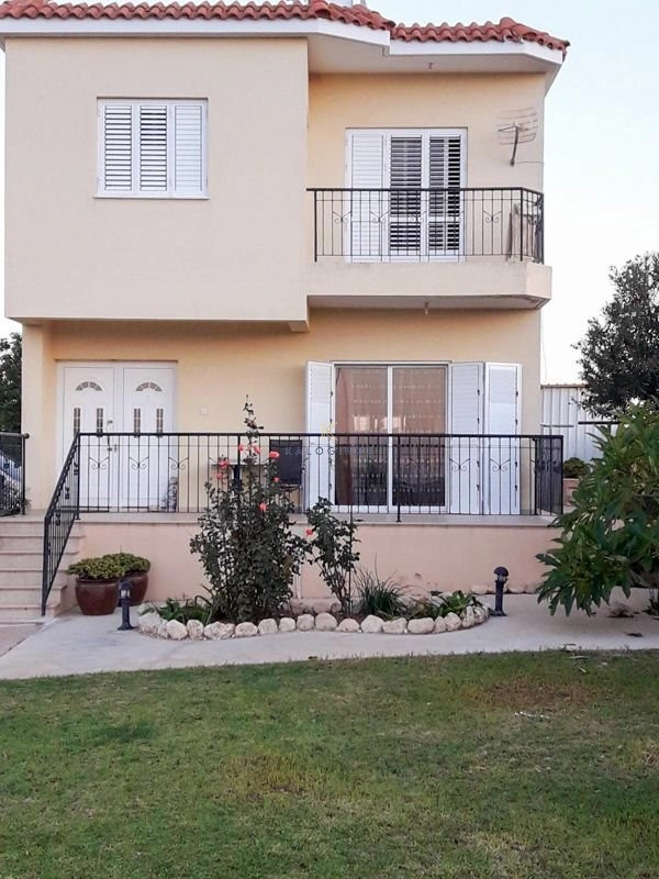 Cheap Houses and Villas for Sale Famagusta up to 500000 euro