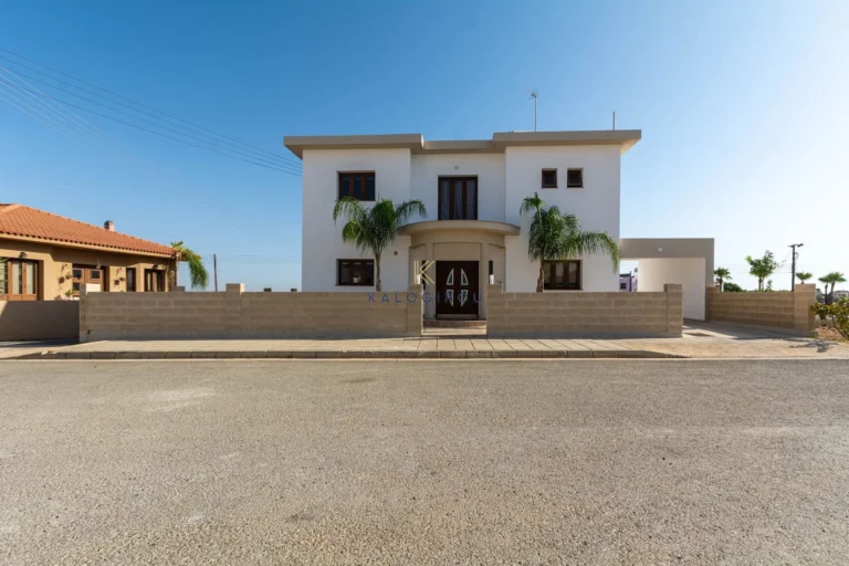 Cheap Houses and Villas for Sale Famagusta up to 400000 euro