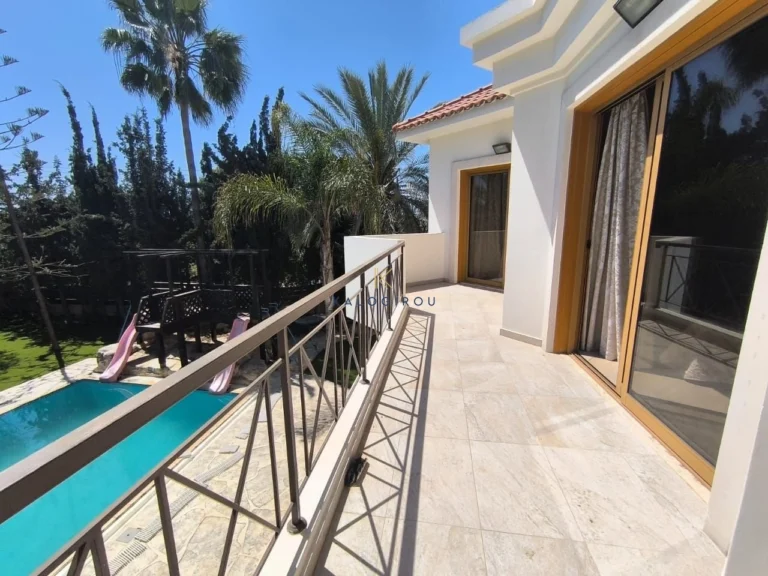 5 Bedroom House for Sale in Dhekelia, Larnaca District