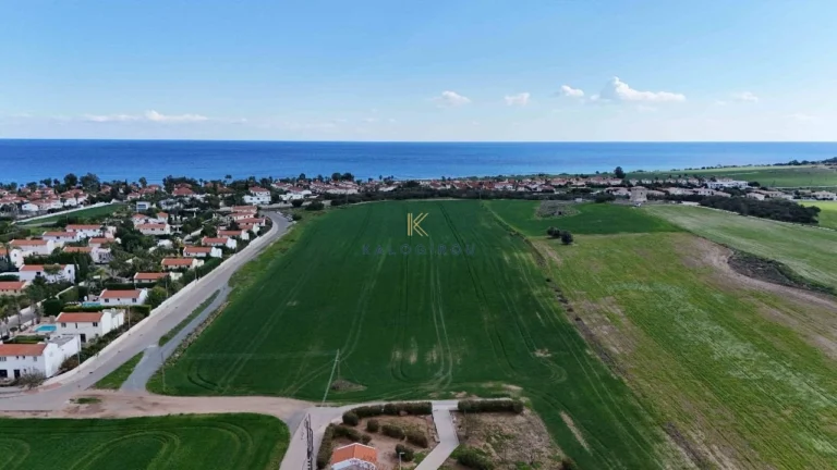 Cheap Houses and Villas for Sale Larnaca up to 500000 euro