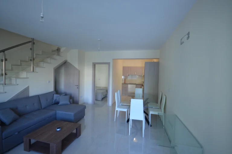 3 Bedroom House for Sale in Tombs Of the Kings, Paphos District