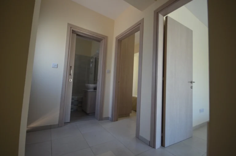 3 Bedroom House for Sale in Tombs Of the Kings, Paphos District