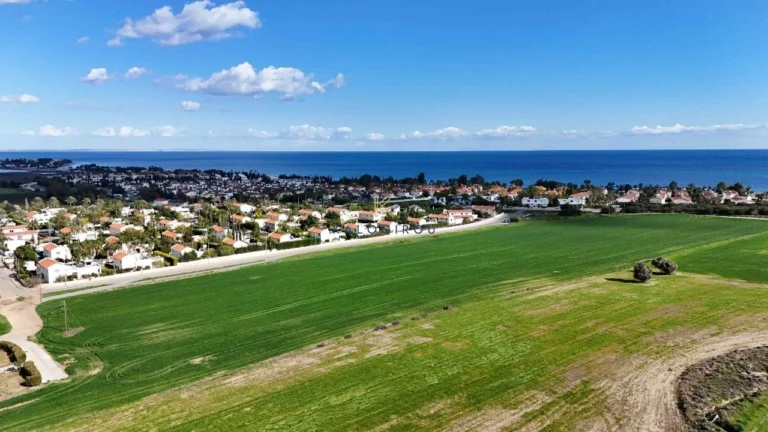 3 Bedroom House for Sale in Pervolia Larnacas