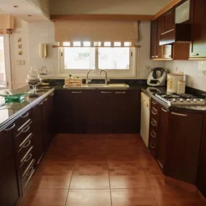 6+ Bedroom House for Rent in Agia Varvara Lefkosias, Nicosia District