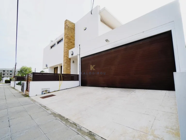 Cheap Houses and Villas for Sale Larnaca up to 900000 euro