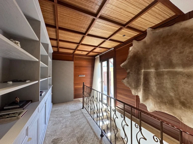 5 Bedroom House for Sale in Agios Tychonas, Limassol District