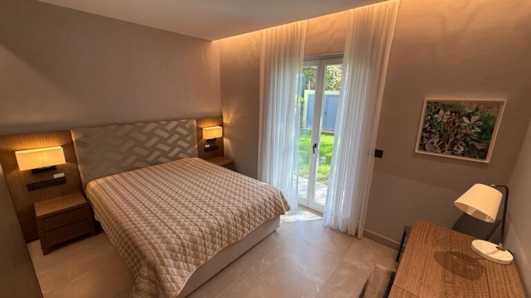 2 Bedroom Apartment for Sale in Amathounta, Pyrgos Sea Front, Limassol District