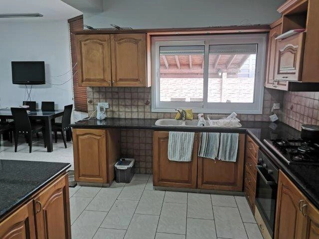 4 Bedroom House for Sale in Ypsonas, Limassol District