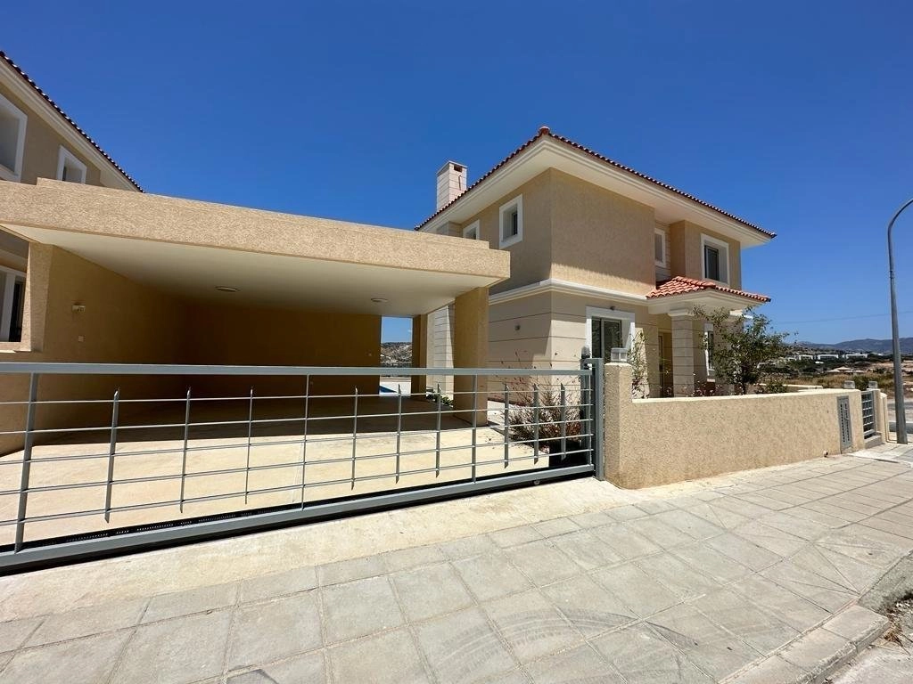 5 Bedroom House for Sale in Agios Tychonas, Limassol District