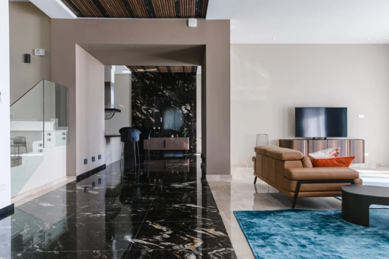 6+ Bedroom House for Sale in Agios Tychonas, Limassol District