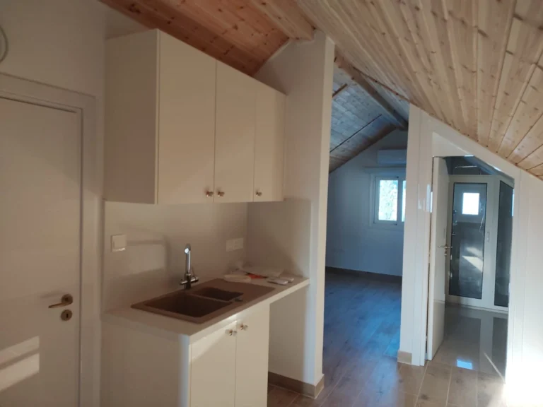 5 Bedroom House for Sale in Palodeia, Limassol District