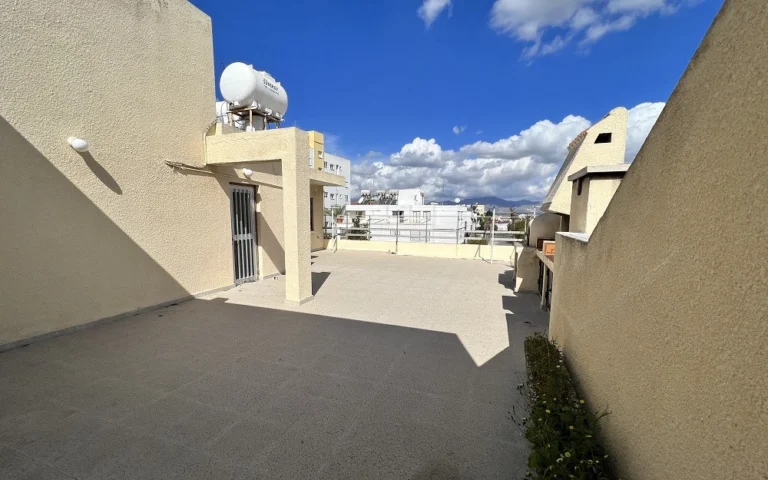 433m² Building for Sale in Agios Dometios, Nicosia District