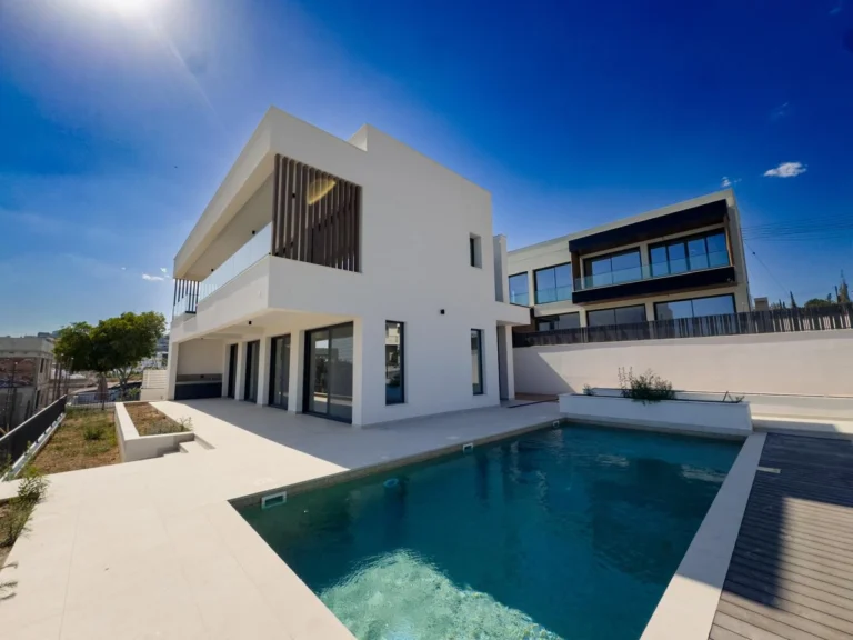 4 Bedroom House for Sale in Limassol – Agios Athanasios