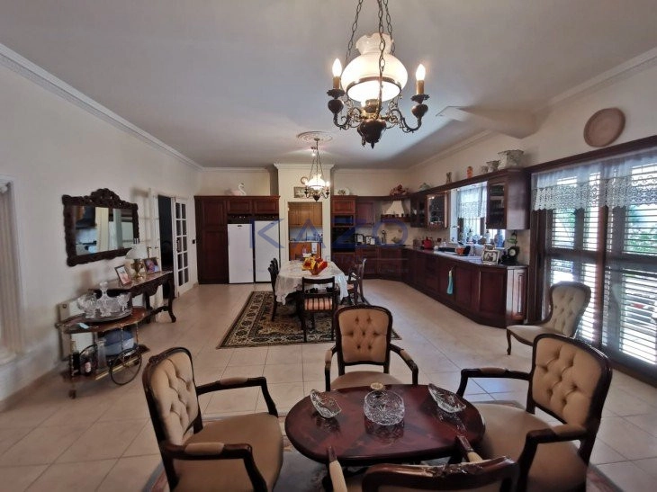 4 Bedroom House for Sale in Foinikaria, Limassol District